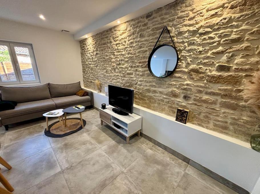 Grange Renovee En Duplex Idealement Situee Crêches-sur-Saône Buitenkant foto